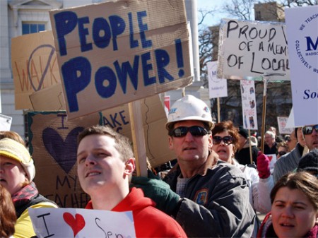 June 12 2012 China Daily Mail&nbsp;Headlines