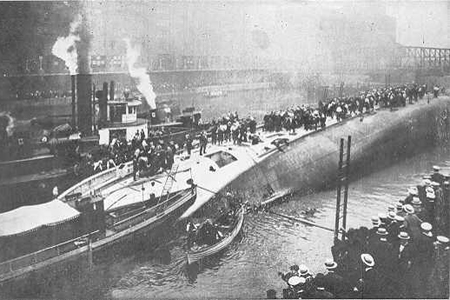 July 24 1915 Hundreds drown in Eastland&nbsp;disaster