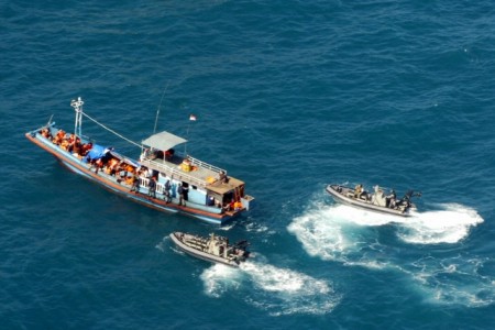 Australian navy chief says Opposition’s plan to resume turning back asylum seeker boats is&nbsp;dangerous