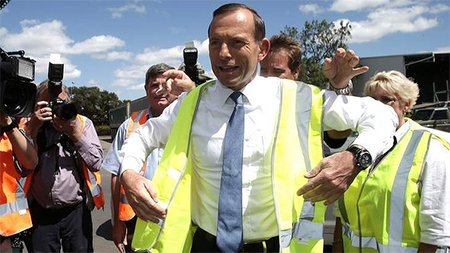 Australian opposition leader describes burqa as “confronting”