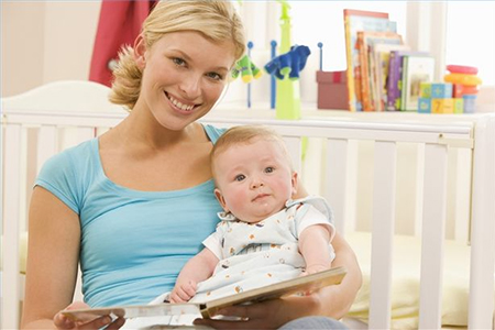 Babies celebrate as experts urge parents to read aloud to kids, starting at&nbsp;birth