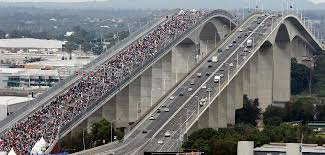 January 11, 1986 – The Gateway Bridge, Brisbane, Queensland, Australia is officially&nbsp;opened