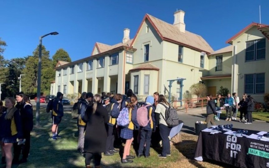 Teaching Information Technology at TAFE in Goulburn,&nbsp;NSW